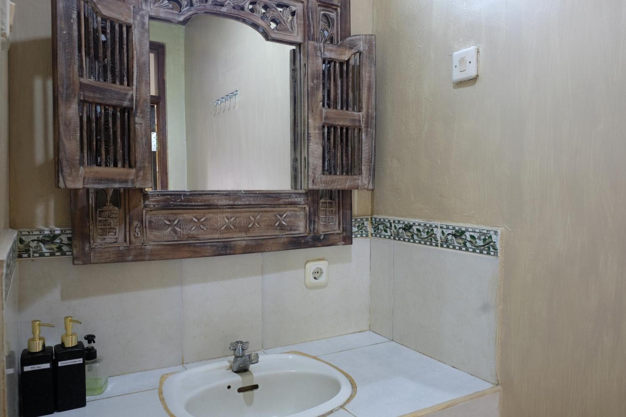 Suastika Guest House Ubud Bagian luar foto